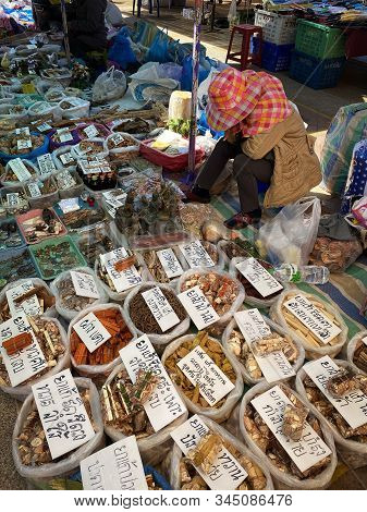 Phon Phisai, Thailand - November 30, 2019: Every Saturday Is Thai And Laos Local Market In Phon Phis