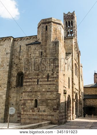 The Cathedral Of Santa Maria De Urgel Is Romanesque In Style And Dates Back To The 12th Century. Seo