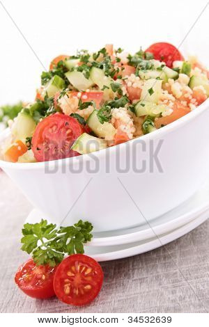 insalata fresco cous cous con verdure