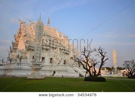Wat Rong Khun