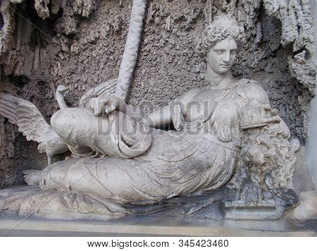 Via Delle Quattro Fontane. Fontana Della Dea Giunone, Rome.