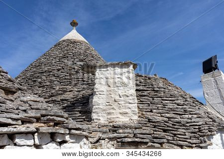 Stone Roof Of Trulli House In Alberobello, Italy. The Style Of Construction Is Specific To The Murge