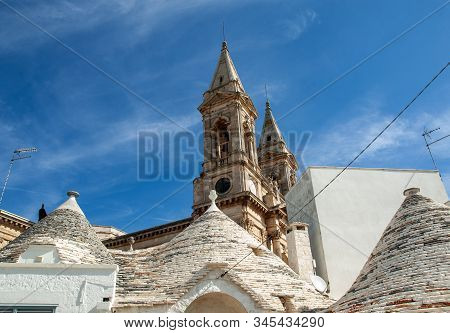 Stone Roof Of Trulli House In Alberobello, Italy. The Style Of Construction Is Specific To The Murge