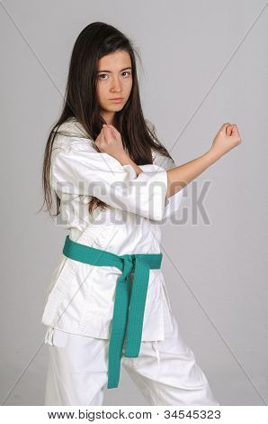 Menina de artes marciais