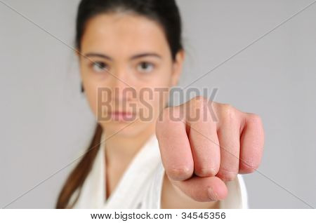 Menina de artes marciais