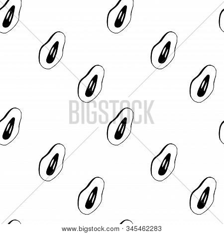 Vector Seamlevector Seamless Pattern Of The Halves Of Avocado