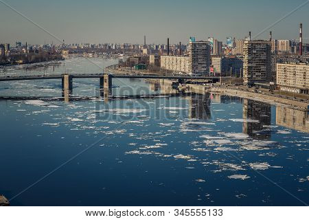 April, 2018, Russia, Saint Petersburg. Top View Of The Volodarsky Bridge And The Embankment.