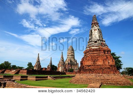 Ват chaiwattanaram