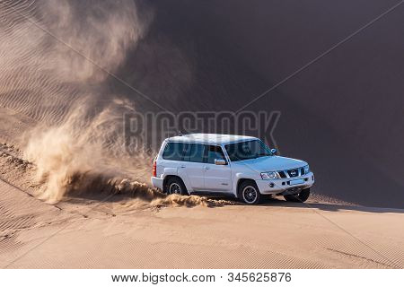 Zahedan, Baluchestan/iran-11/24/2018 Nissan Patrol Super Safari In Lut Desert