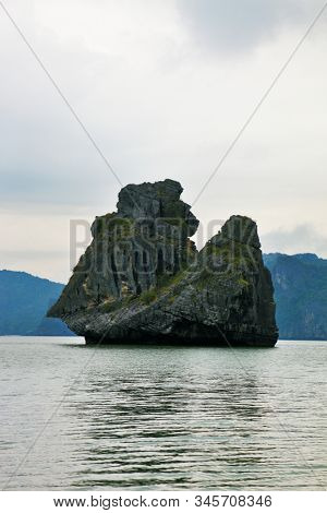 The world-famous rock islands 