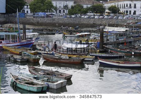 Salvador, Bahia / Brazil - May 7, 2019: Boats Are Seen In The Port Next To Feira De Sao Joaquim, In 