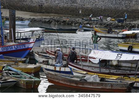Salvador, Bahia / Brazil - May 7, 2019: Boats Are Seen In The Port Next To Feira De Sao Joaquim, In 