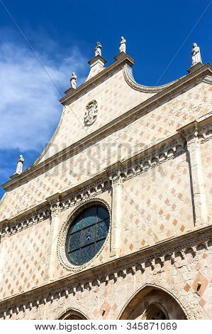 Vicenza, Italy - Circa September 2018. Beautiful Architecture Of Vicenza Cathedral (cattedrale Di Sa