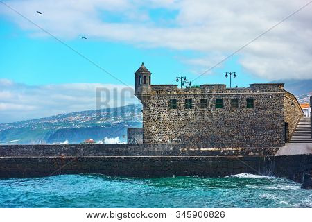 Bateria de Santa Barbara fort at the harbour of Puerto de la Cruz town, Tenerife, The Canary Islands