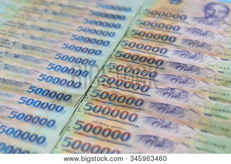 Vietnamese Paper Money 500,000 Vnd