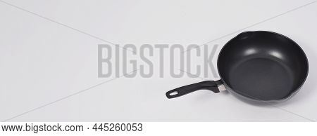 Hand Cleaning The Non Stick Pan With Handy Dish Washing Sponge