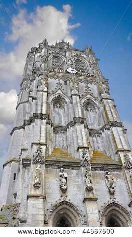 Kirkon torni Verneuil sur avre. Ranska