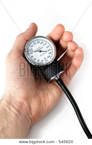 Sfigmomanometro manuale In mano lo strumento medico isolato