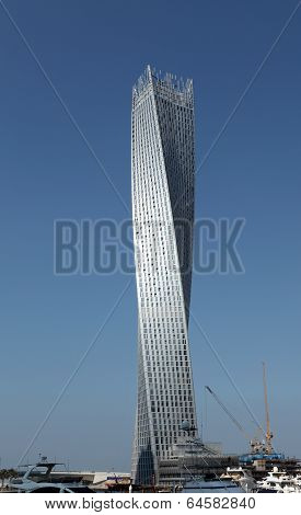 Cayan  Or Infinity Tower In Dubai
