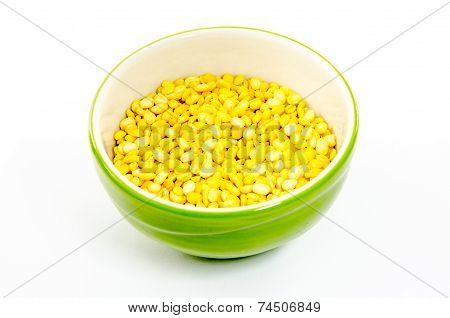 yellow bean in green cup