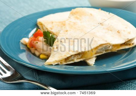 Pollo Quesadilla