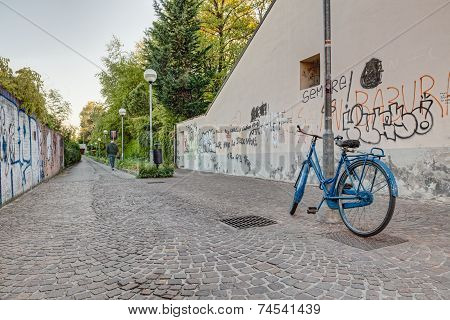 Narrow Alley With Bicycle