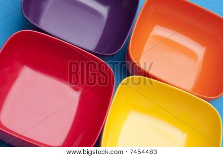 colorful Schalen