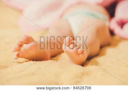 baby's legs. child hid.