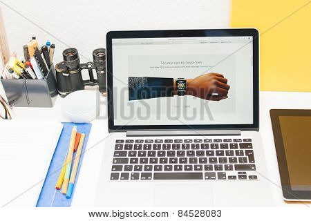 Apple Launches Apple Watch, Macbook Retina And Medical Research App