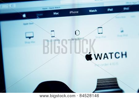 Apple Launches Apple Watch, Macbook Retina And Medical Research App