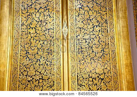 Thailand       And  Asia   In    Door Wat  Palaces   Colors Religion      Gate