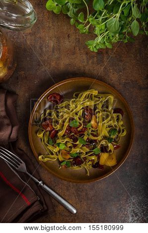 Pasta With Sun Dried Tomatoes