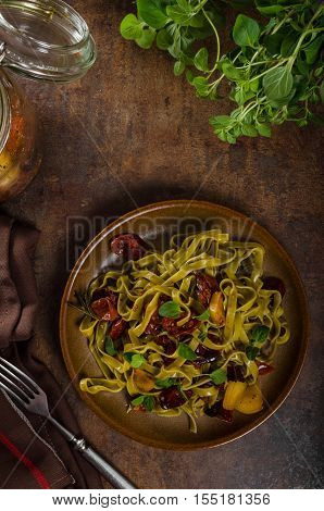 Pasta With Sun Dried Tomatoes