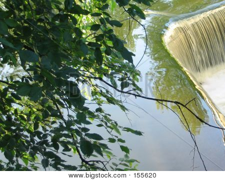 Green_waterfall