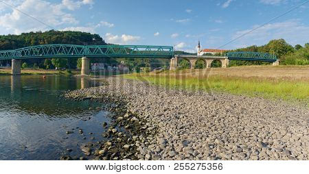 Dry Riverbed Of River Elbe In Decin, Czech Republic, Summer 2018. Empty River Bed With Poisoned Mudd