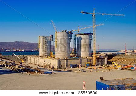 GebÃ¤ude von Ã–l extrahieren Plattform