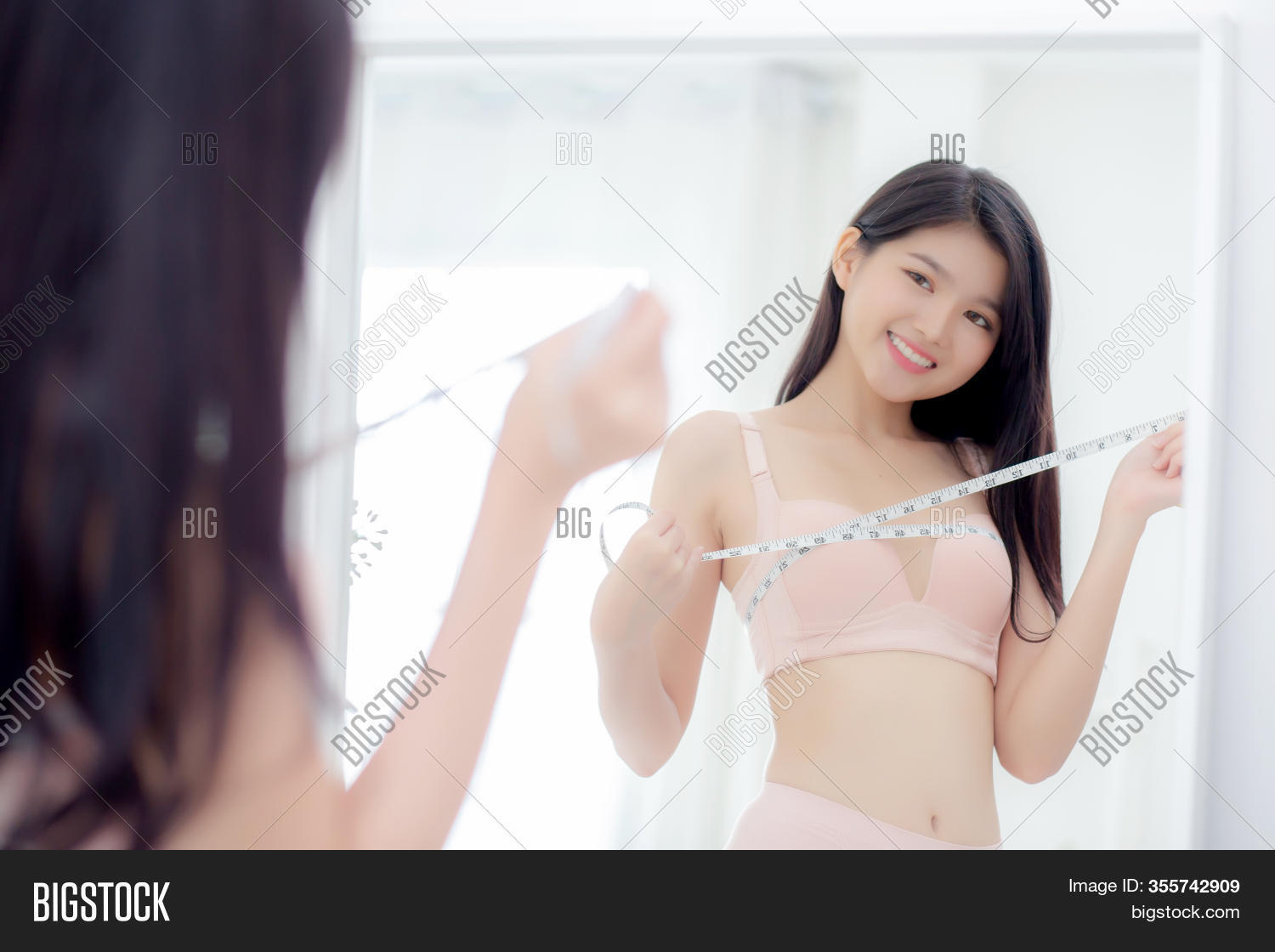 Big Breasted Asian Women