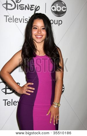 LOS ANGELES - JUL 27: Cierra Ramirez ankommer til ABC TCA part sommer 2012 på Beverly Hilton Hot