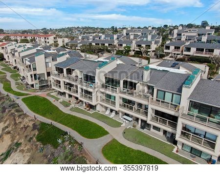 Aerial View Of Wealthy Condy Community On The Cleef Next To The Ocean In South California, Usa
