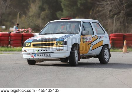 Kocaeli, Turkey - December 26, 2021: Efecen Yazici Drives Vauxhall Nova Gte 1.6 During Turkish Rally