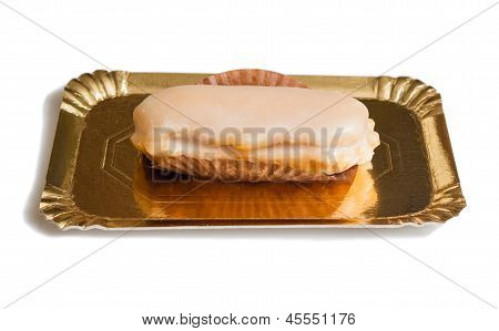 Traditionelle asturische Mandel Kuchen mit Zucker Frosting und bekannt als 