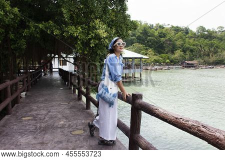 Travelers Thai Women Travel Visit And Walk Posing Portrait On Stone Bridge Of Time Travel Journey Zo