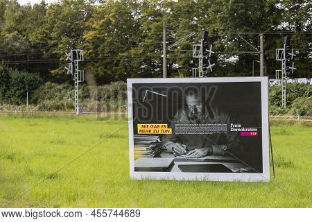 Huerth, Nrw, Germany, 08 15 2021, Election Posters For The Federal Election 2021, Fdp