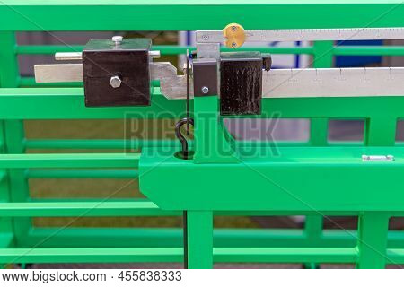 Balance Beam Sliding Scale Measuring Mass And Weight Industrial Equipment