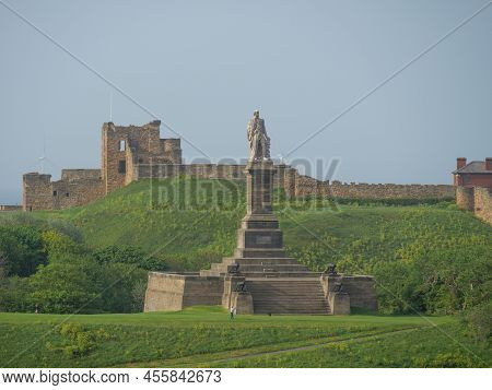 the city of Newcastle upon thyne at the english coast
