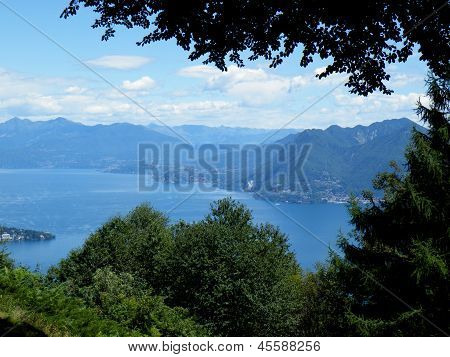 Northan jezera v Itálii, Stresa