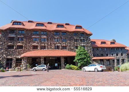 The Omni Grove Park Inn Is A Old Historic Resort Hotel In Asheville, North Carolina