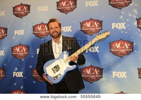 LAS VEGAS - DEC 10:  Randy Houser at the 2013 American Country Awards Press Room at Mandalay Bay Events Center on December 10, 2013 in Las Vegas, NV