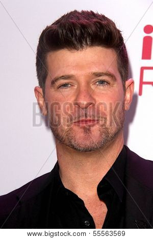 LOS ANGELES - DEC 6:  Robin Thicke at the KIIS FM Jingle Ball 2013 at Staples Center on December 6, 2013 in Los Angeles, CA