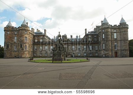 Edinburgh, Scotland - August 30: Holyrood Palace On August 30, 2013 In Edinburgh. Holyrood Palace